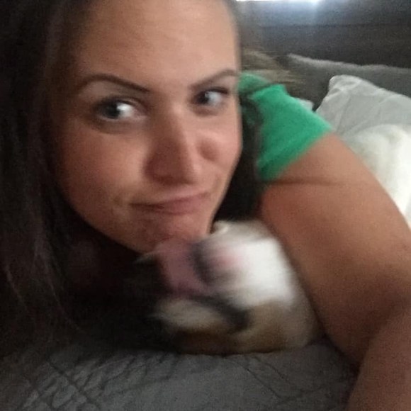 Meet your Posher, Bernadette - Picture 1 of 1